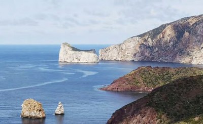 Sensitive landscapes: beaches, dunes, cliffs, mines and local museums. Cultural deposits for geotourism